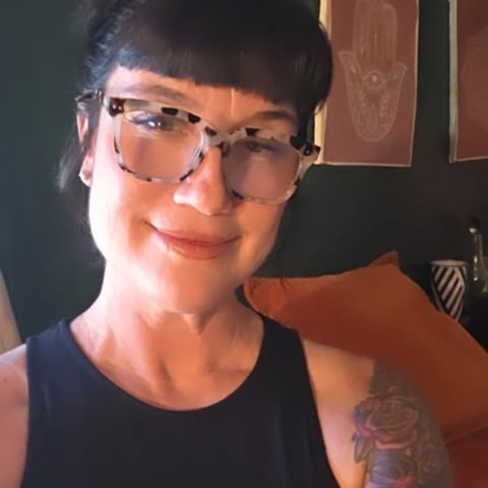 Meet your Posher, Ami